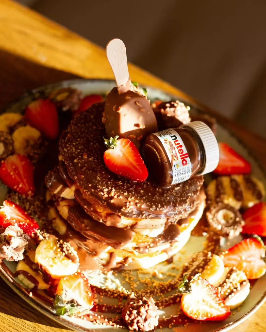 Imagen de un pancake con chocolate